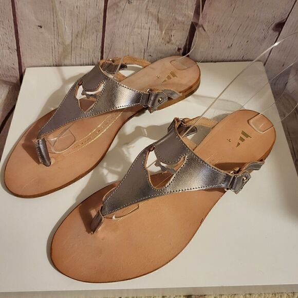 NEW Nantucket Soles Pewter Leather "Map Cut-out" Thong Slide Sandals 7m/37 $140N - Picture 1 of 11